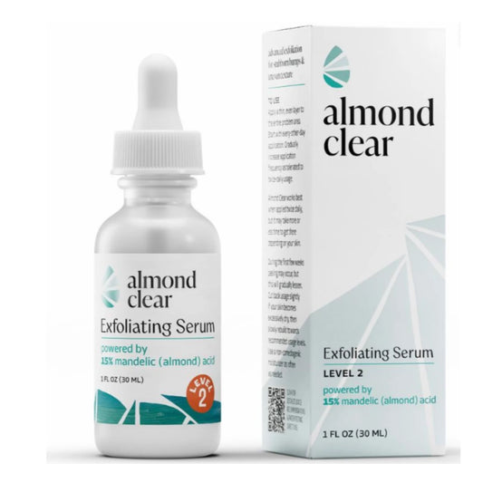 Almond Clear Sérum Exfoliante Nivel 2 con 15% de ácido mandélico, frasco y caja